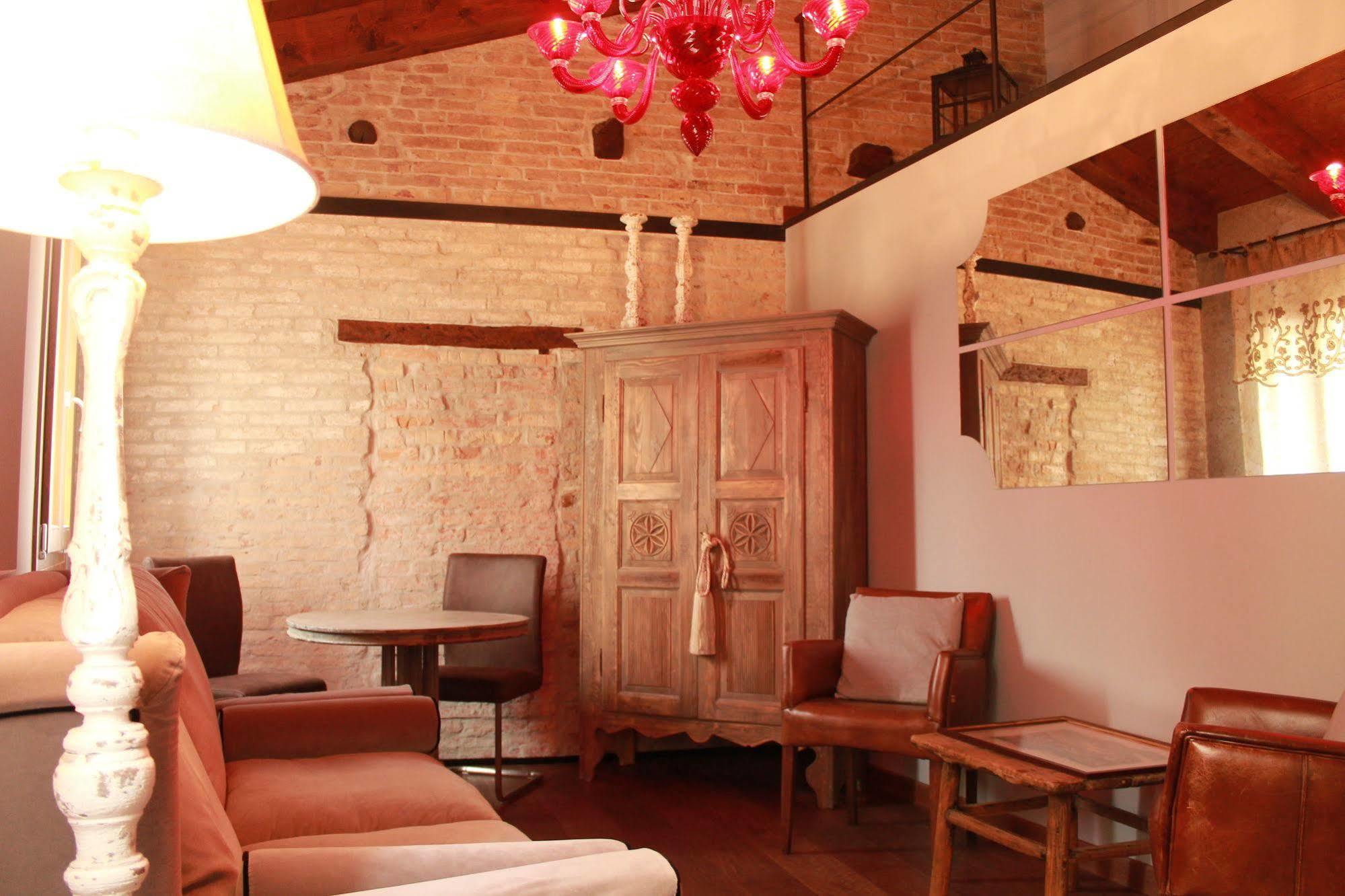 Bed & Breakfast Rosso Charm 3*