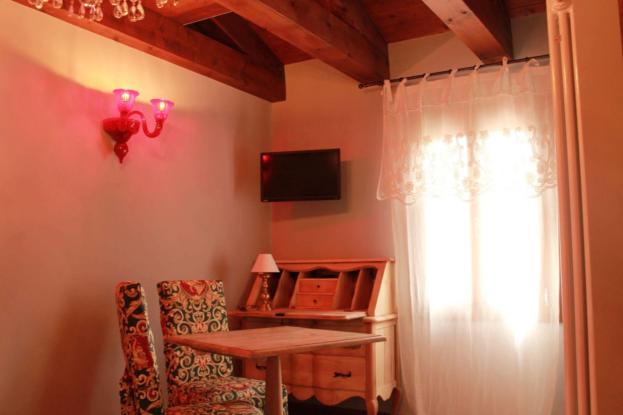 Bed and breakfast Rosso Charm