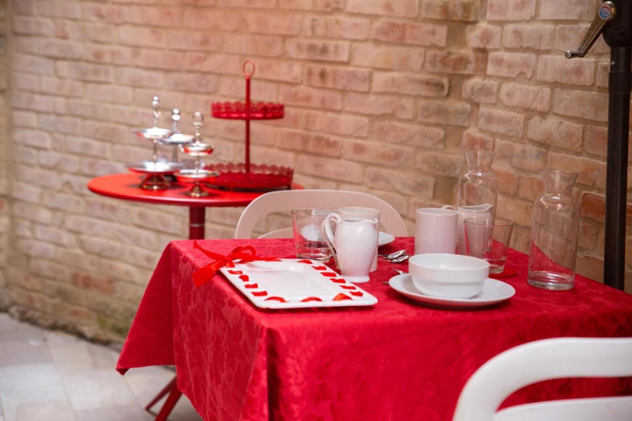 Rosso Charm Bed and breakfast Venecia